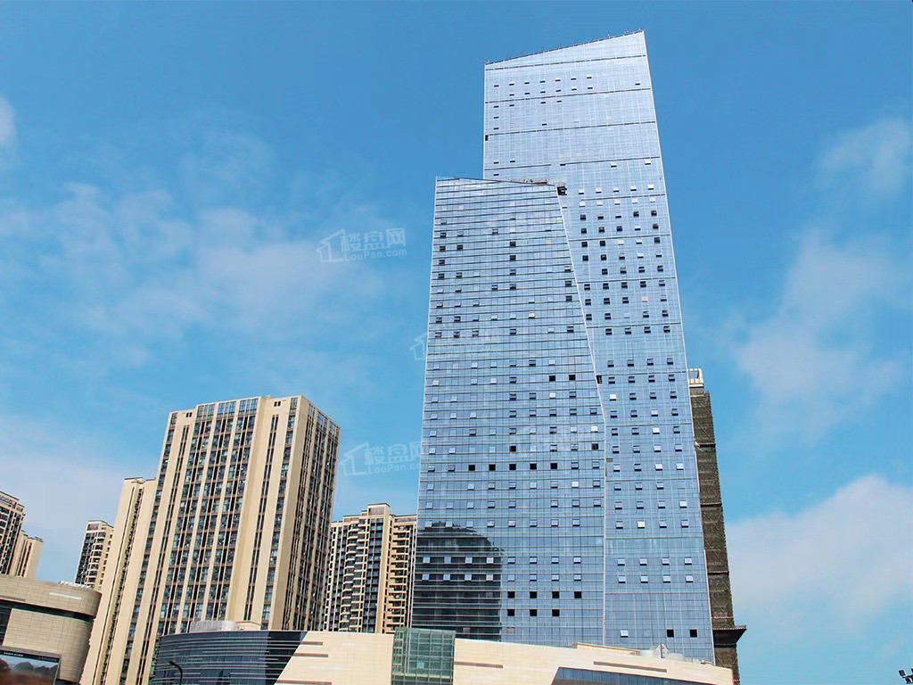 招商城市主场写字楼出租｜成华区建设路地铁8号线精装办公