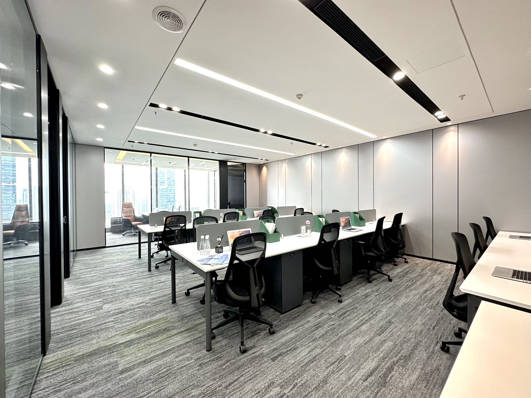 HFC汇信财富中心 锦江区 239.00㎡ 精装 甲级 其他