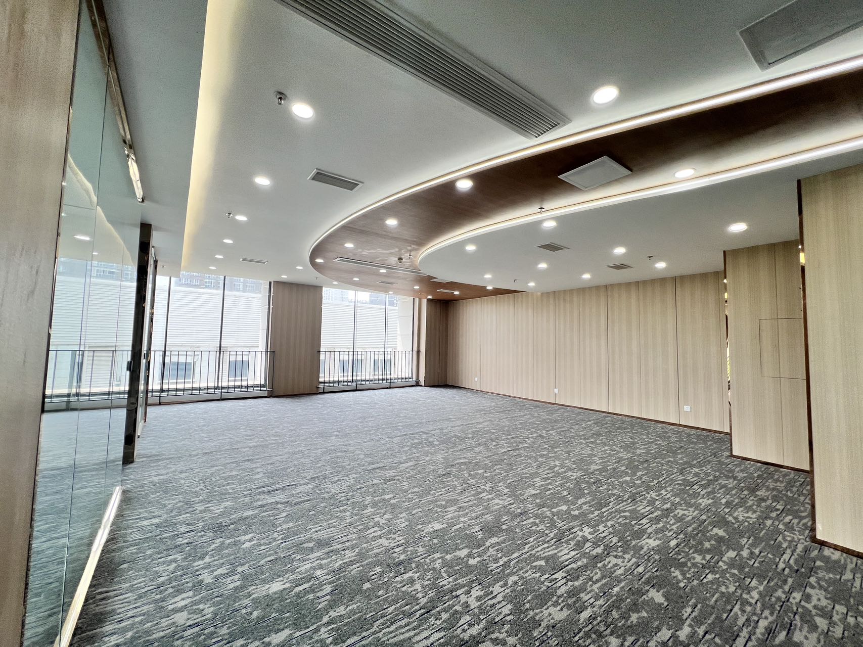 天盛国际 成华区 375.00㎡ 精装 乙级 其他