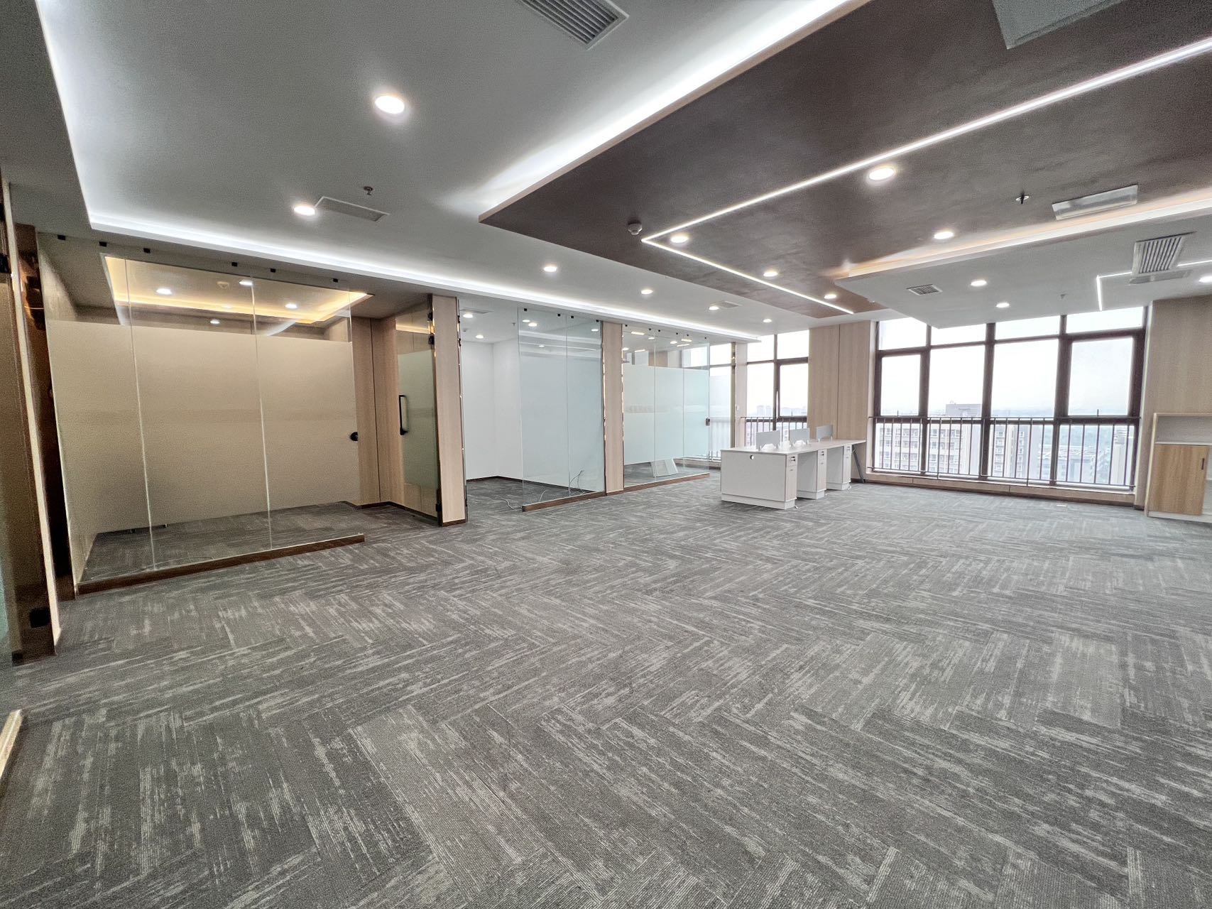 天盛国际 成华区 258.00㎡ 精装 乙级 其他