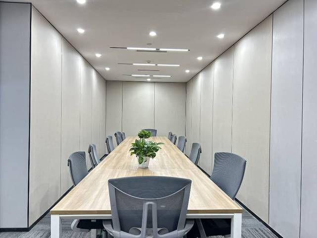 蓝润摩里中心 青羊区 568.00㎡ 精装 甲级 其他