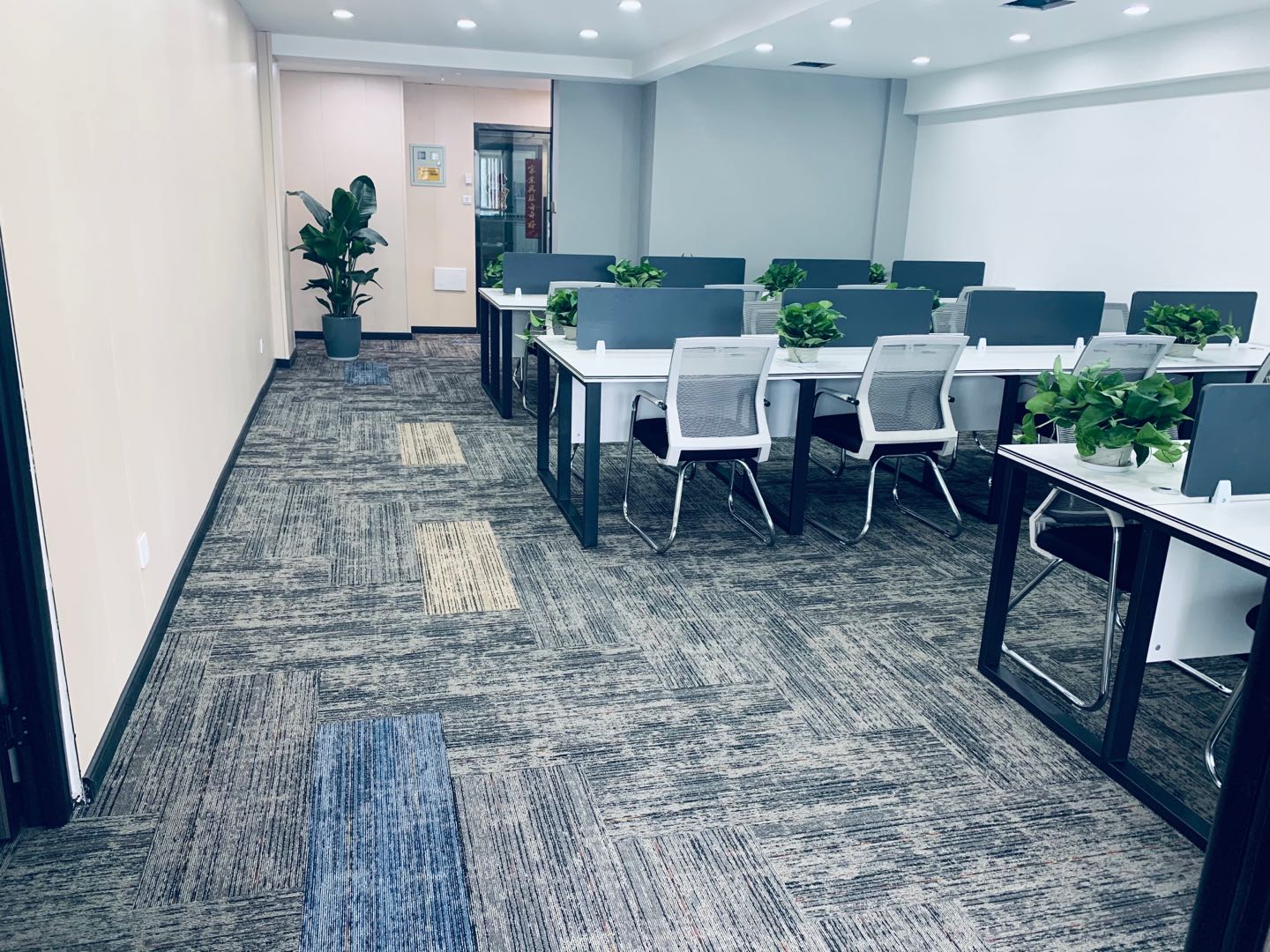 理想中心 高新南区 158㎡ 精装 乙级 其他