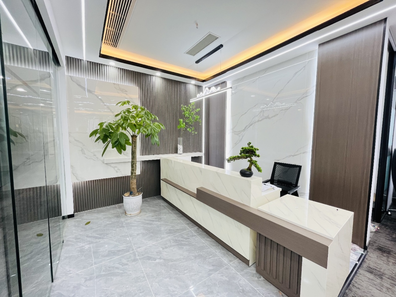 绿地云图大厦 锦江区 332.00㎡ 精装 乙级 其他