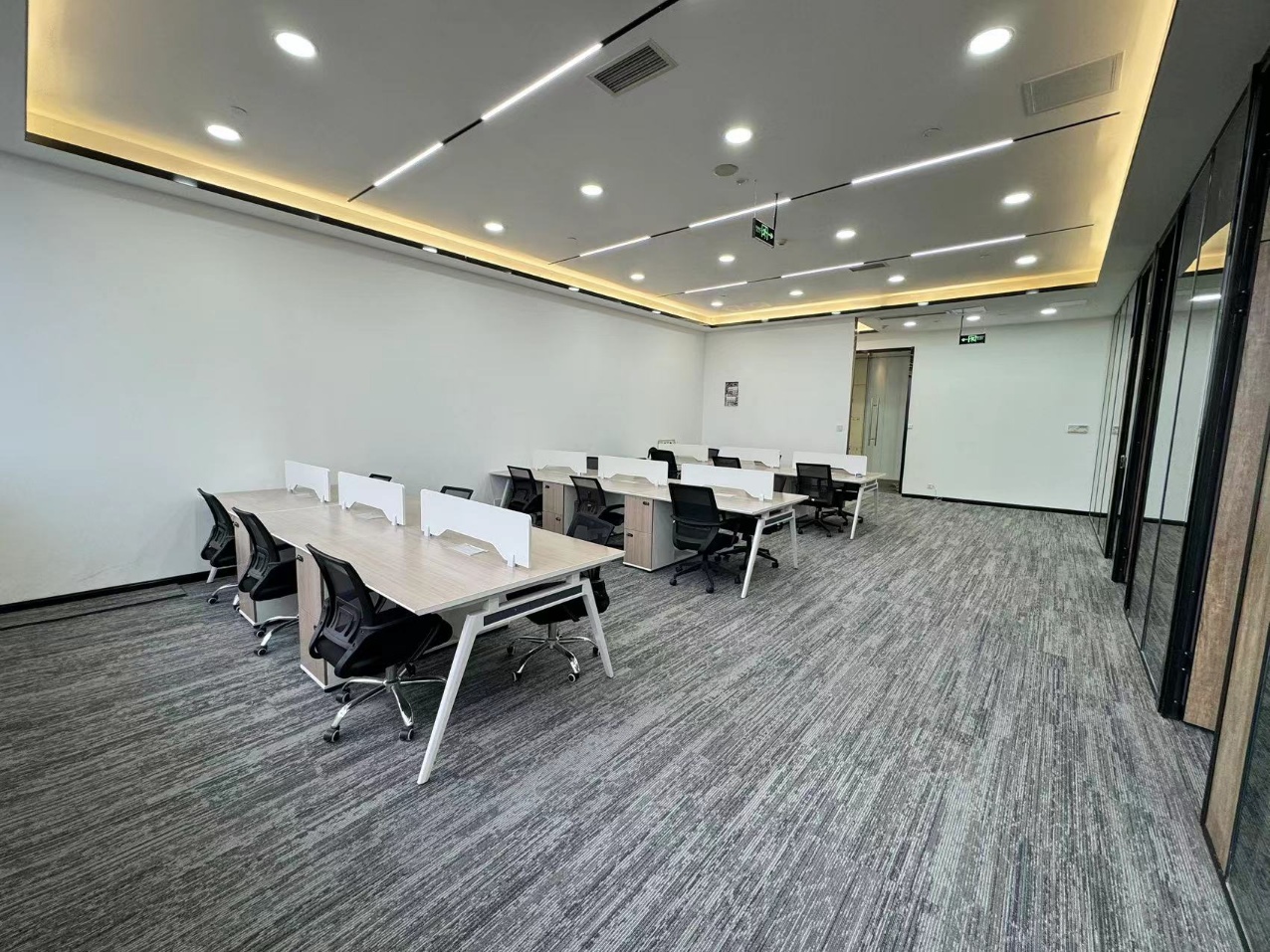 华润广场 锦江区 172㎡ 精装 甲级 其他 含物业
