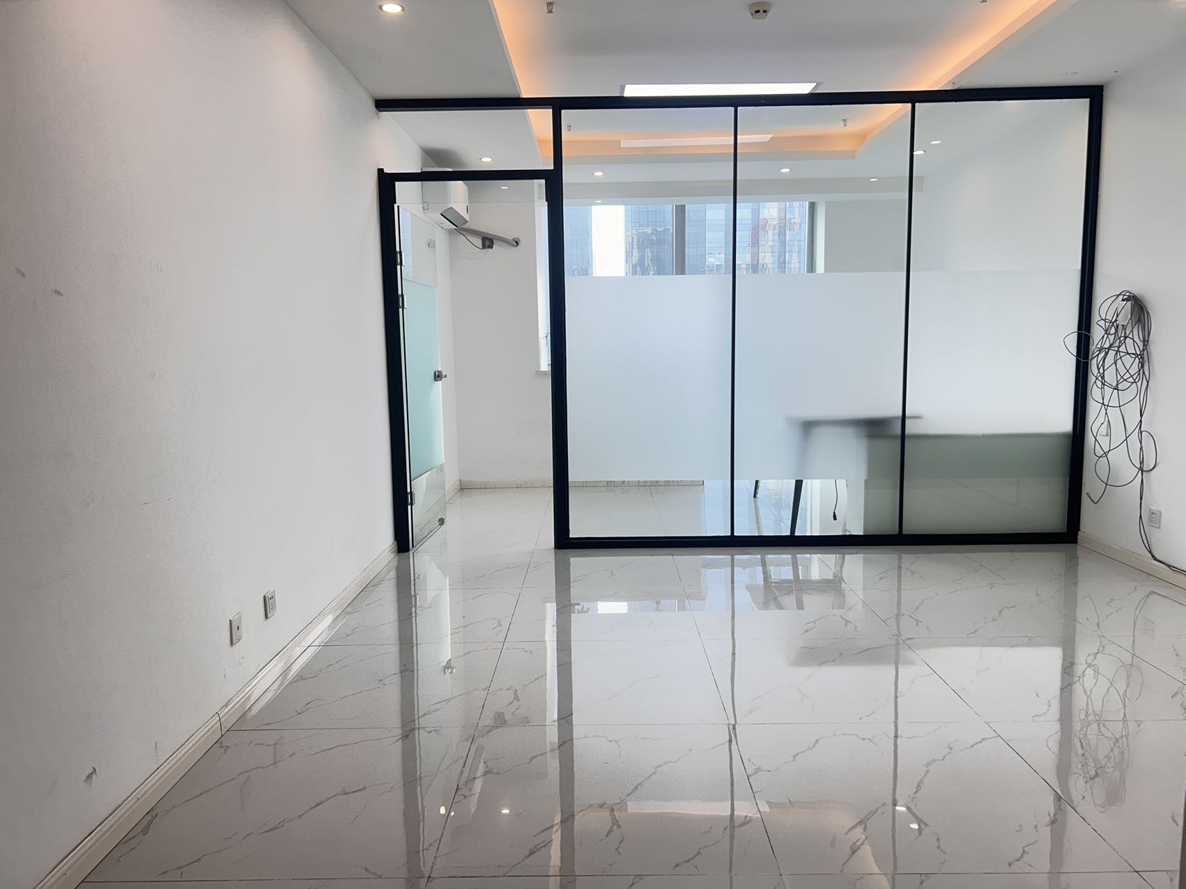 雄川金融中心 高新南区 60.00㎡ 精装 乙级 其他