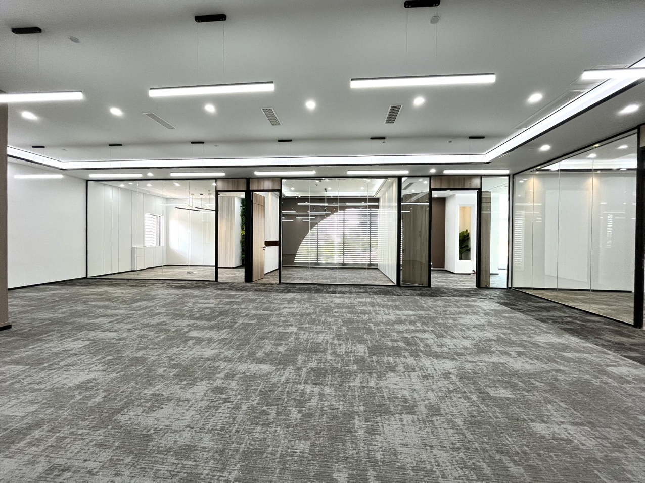北航成都创新科技园 天府新区 606.00㎡ 精装 其他 无加时费 含物业