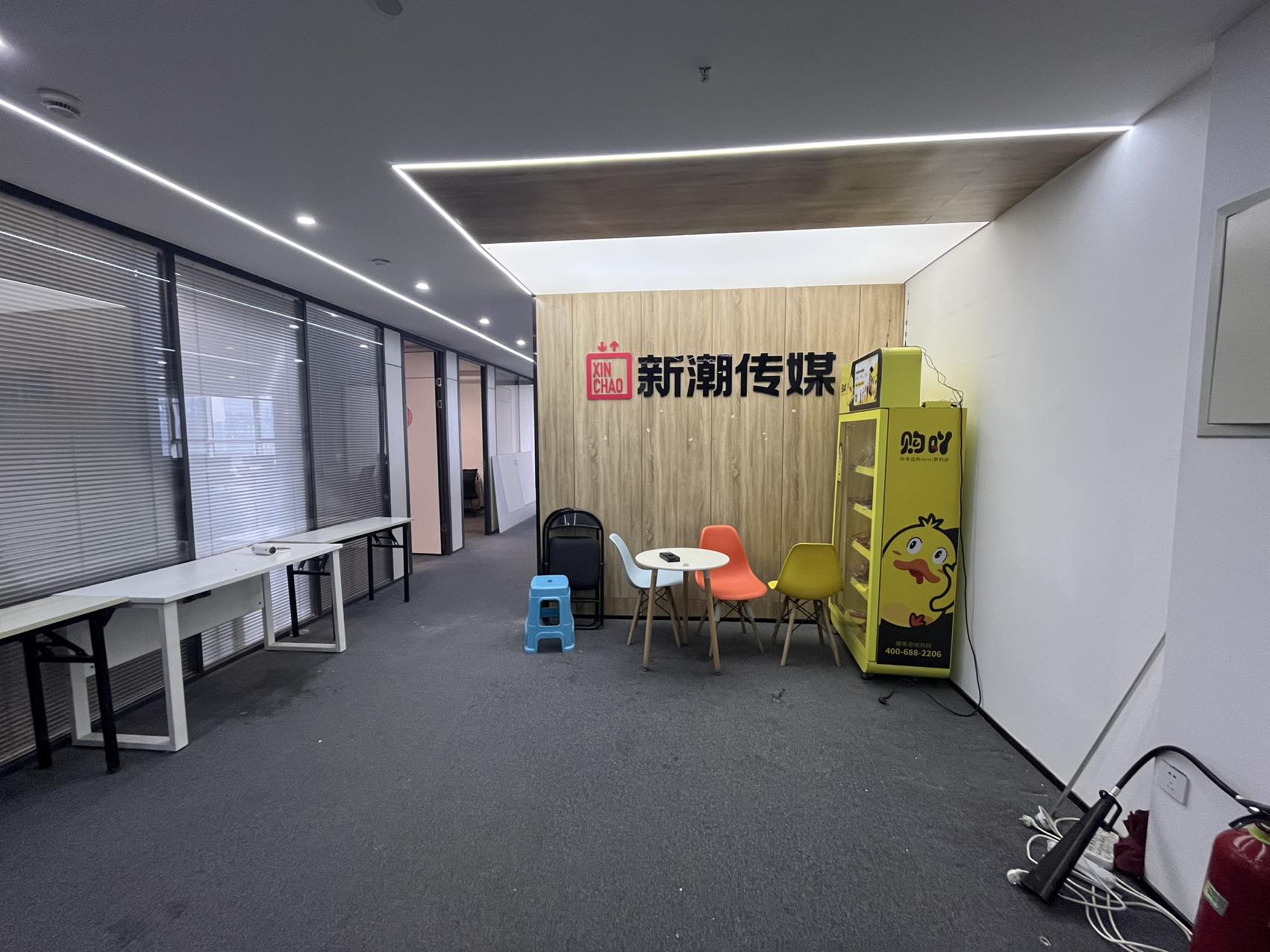 布鲁明顿广场 高新南区 350.00㎡ 精装 乙级 电梯口,多面采光