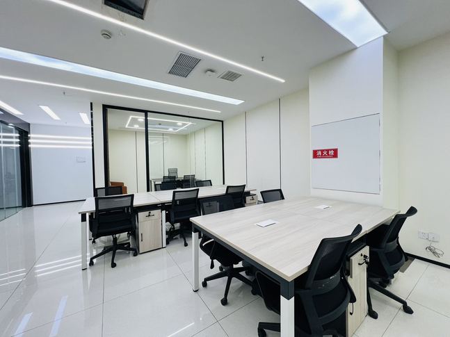 摩尔国际 武侯区 145.00㎡ 精装 其他 无加时费
