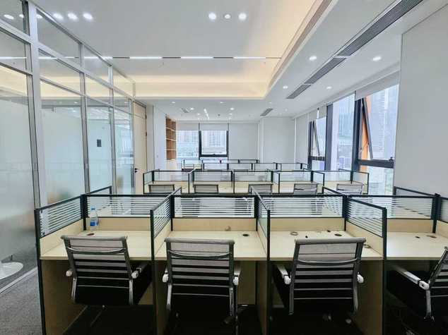 蔚然中心 锦江区 228㎡ 精装 甲级 多面采光 含物业