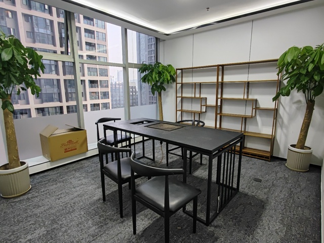花样年香年广场 高新南区 120.00㎡ 精装 甲级 其他