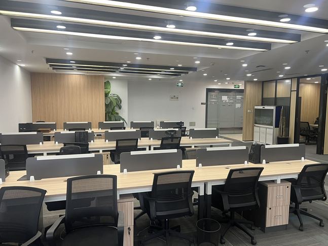 ACC中航城市广场 高新南区 345.00㎡ 精装 乙级 其他