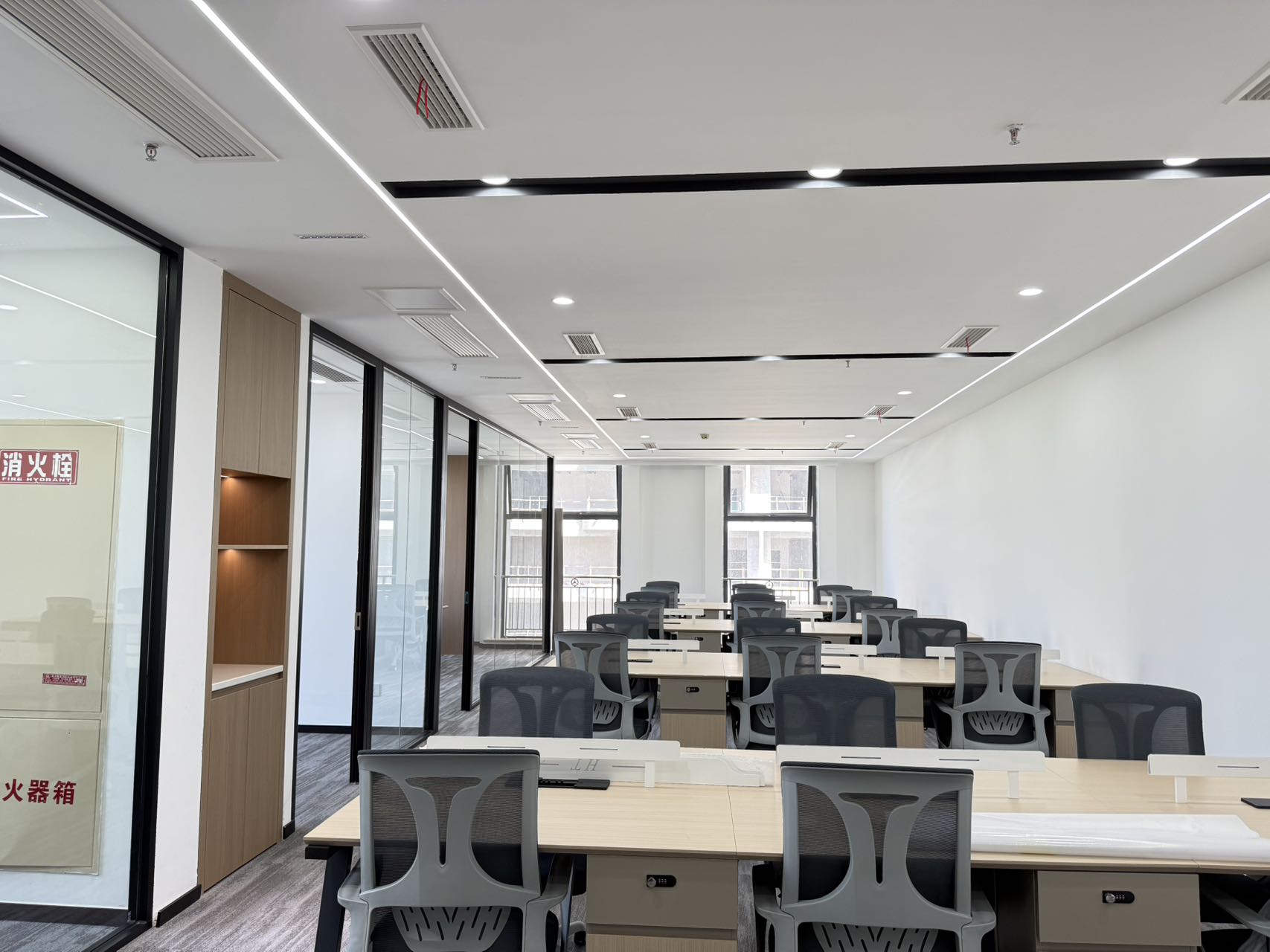 新希望中鼎国际 锦江区 209.00㎡ 精装 乙级 其他