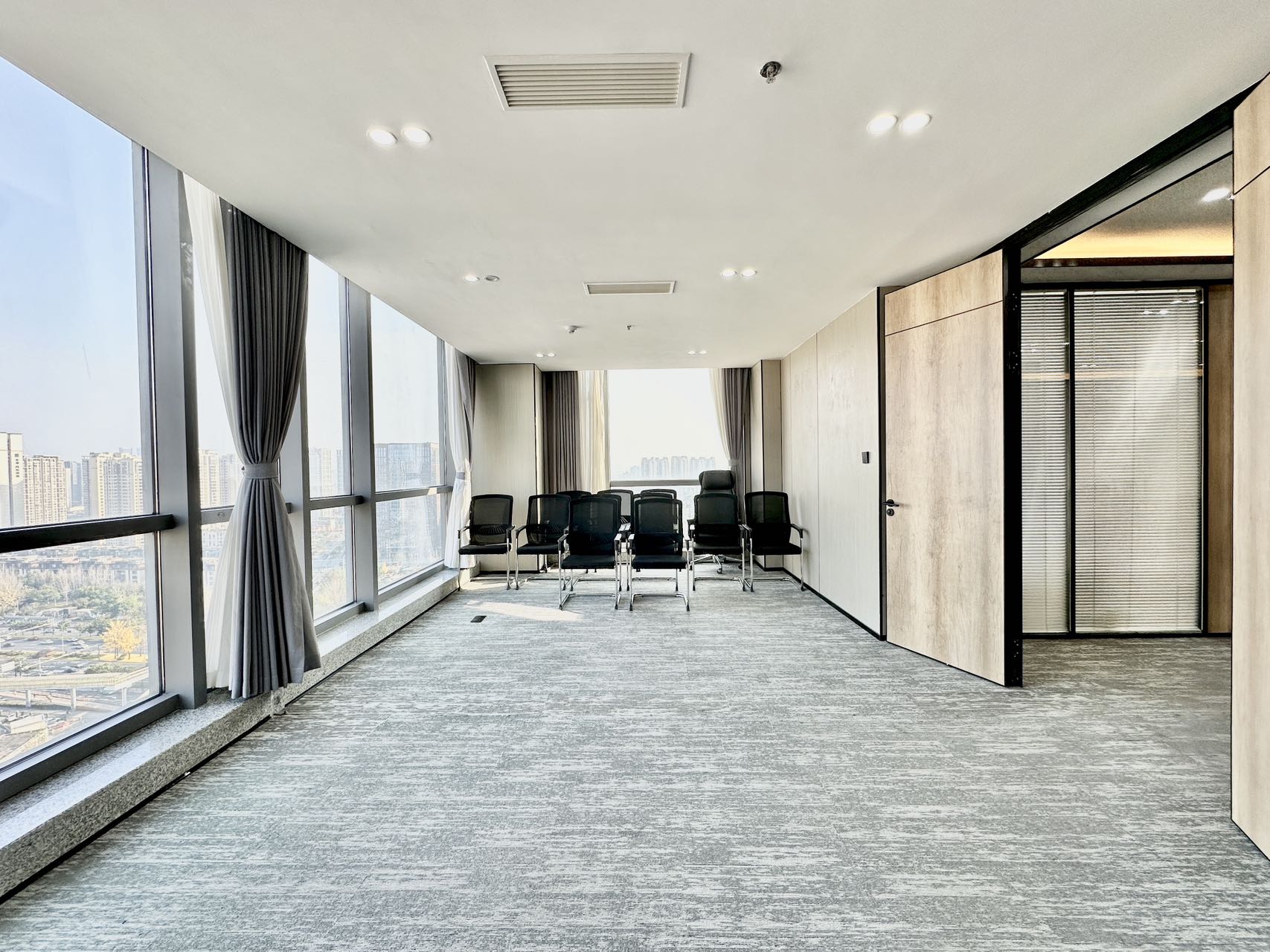 君信大厦 金牛区 288.80㎡ 精装 甲级 其他