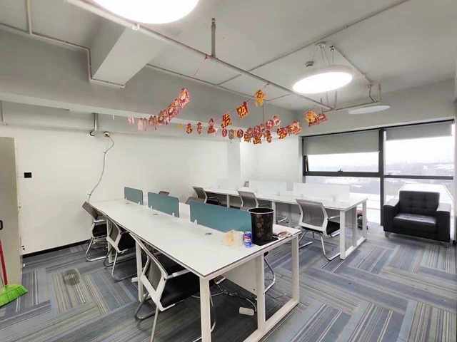 兴普中心 金牛区 113.37㎡ 精装 乙级 无加时费