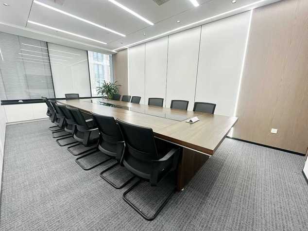中国华商金融中心 高新南区 432.00㎡ 精装 超甲级 电梯口