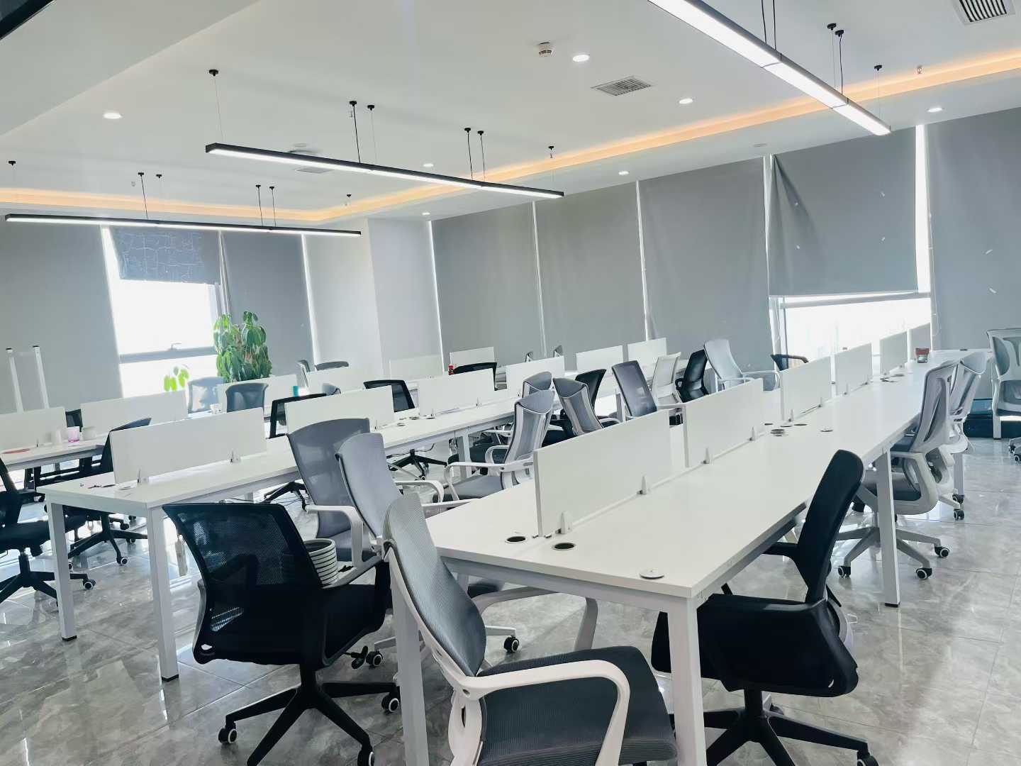 招商城市主场（招商中央华城） 成华区 481.00㎡ 精装 甲级 多面采光