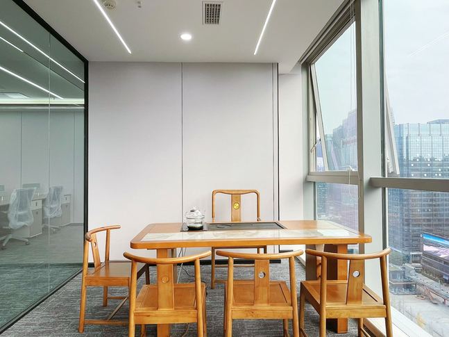 誉峰国际中心 高新南区 285.00㎡ 精装 乙级 其他