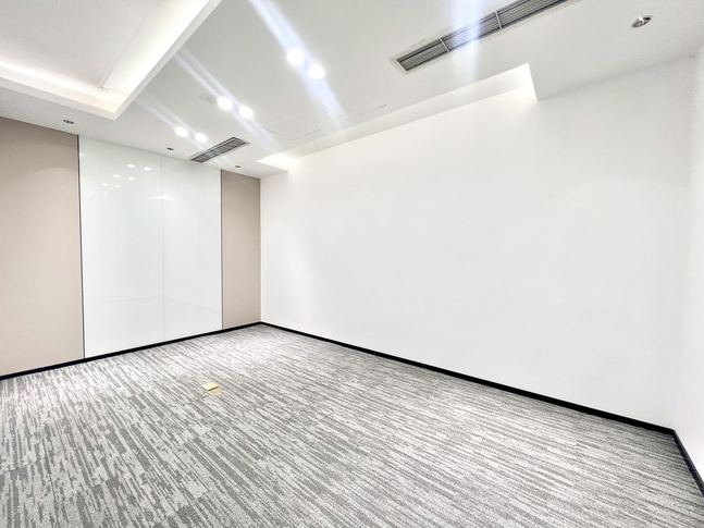 希顿国际广场 高新南区 211.26㎡ 精装 甲级 室内卫生间,通上下水 含物业