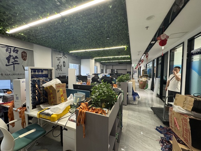 星宸国际 高新南区 483.00㎡ 精装 甲级 电梯口,多面采光