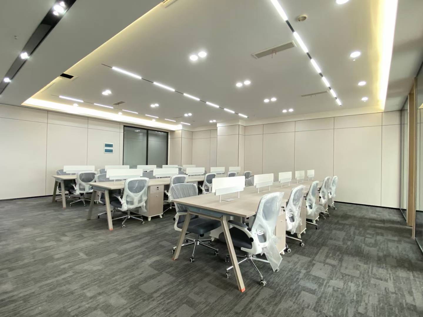 蓝润摩里中心 青羊区 375.30㎡ 精装 甲级 其他
