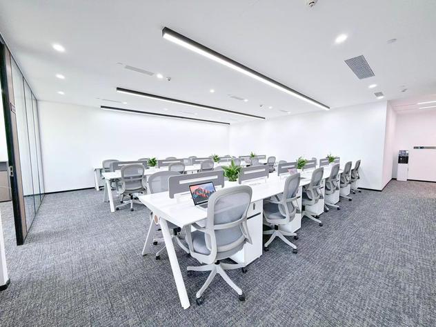 上和领誉 天府新区 319.00㎡ 精装 甲级 电梯口,无加时费