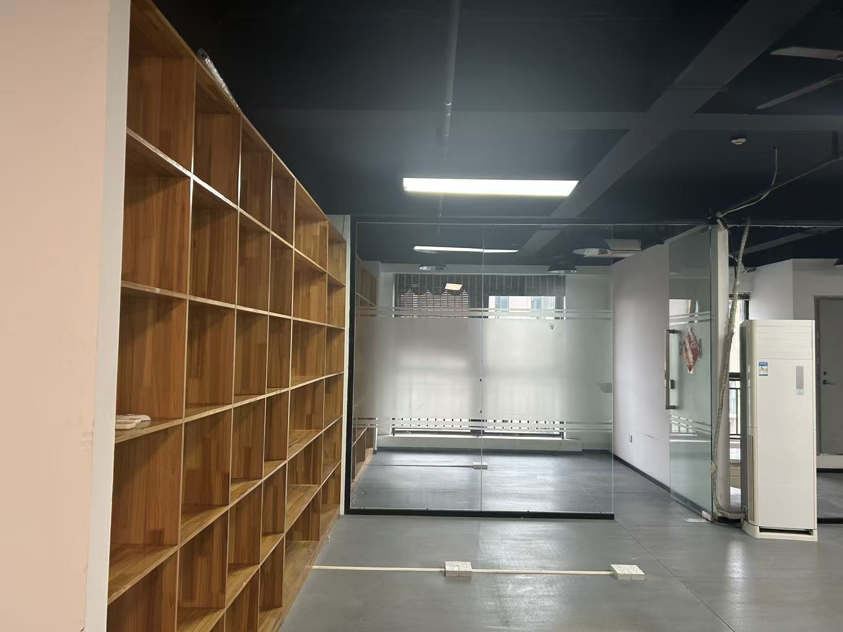 蓝海office 武侯区 118.00㎡ 简装  乙级 无加时费