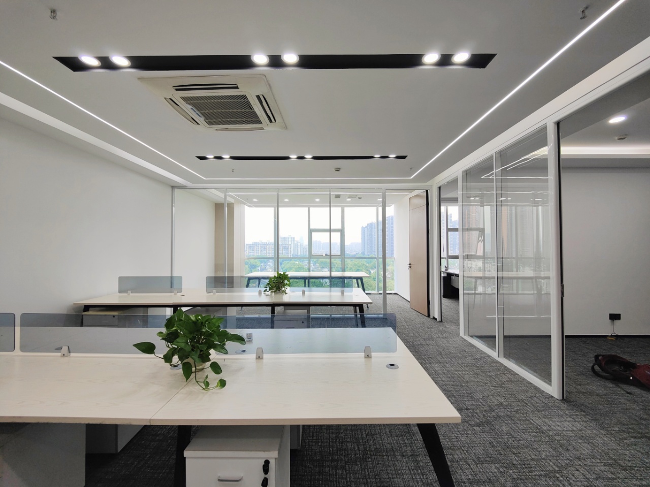 美行中心 天府新区 180.00㎡ 精装 乙级 无加时费,多面采光