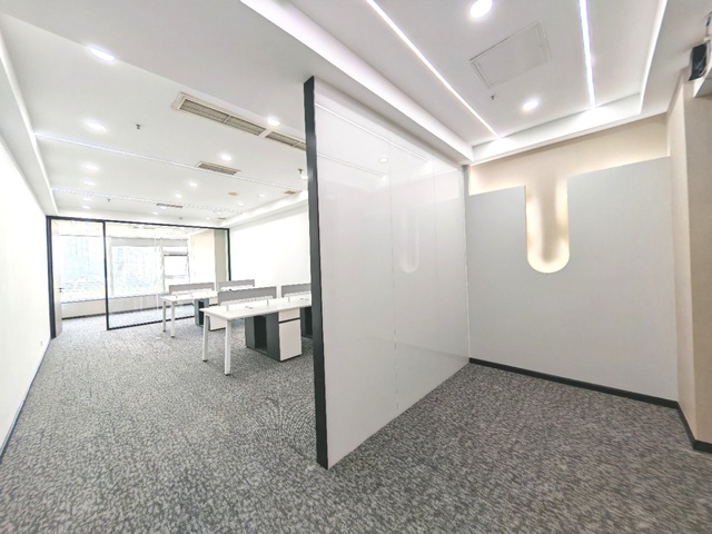 环球中心 高新南区 70㎡ 精装 甲级 其他 含物业