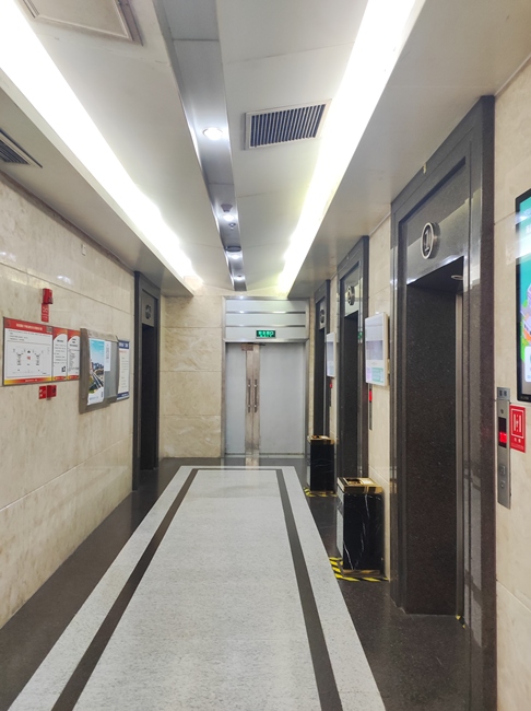 商鼎国际 武侯区 248.00㎡ 精装 乙级 无加时费