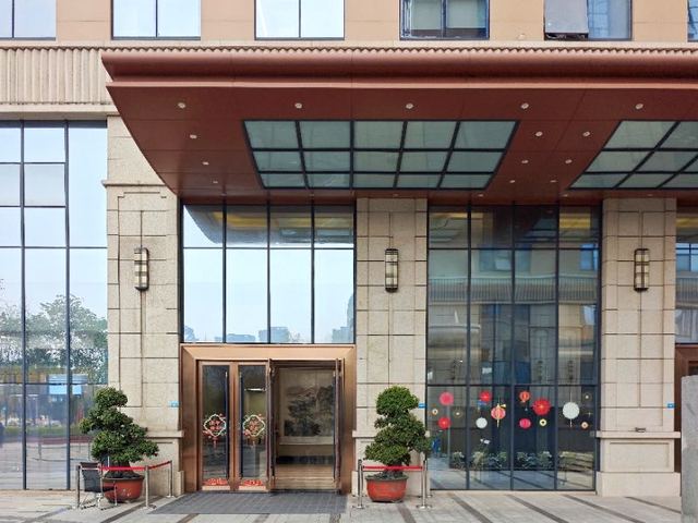 泰合国际金融中心 高新南区 精装 甲级 其他 含物业
